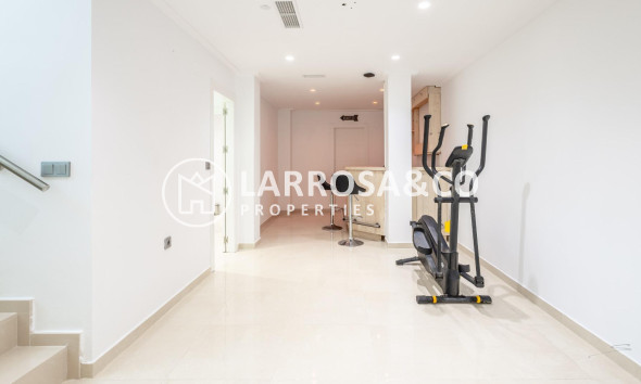 Herverkoop - Villa - Orihuela costa - PAU 8