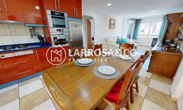 Resale - Apartment - Torrevieja - Puerto deportivo marina salinas