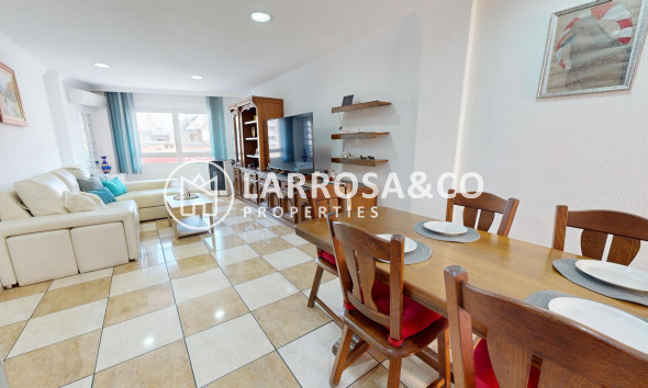Resale - Apartment - Torrevieja - Puerto deportivo marina salinas