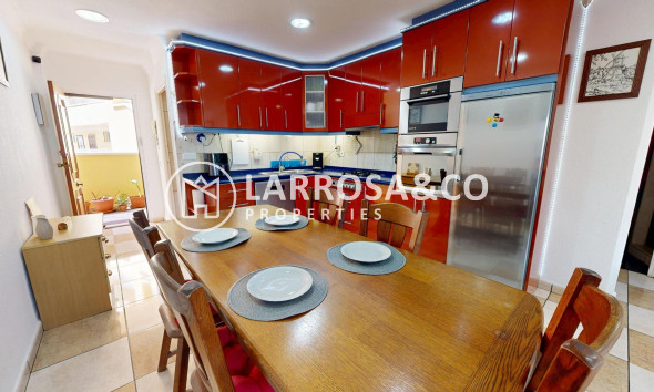 Resale - Apartment - Torrevieja - Puerto deportivo marina salinas