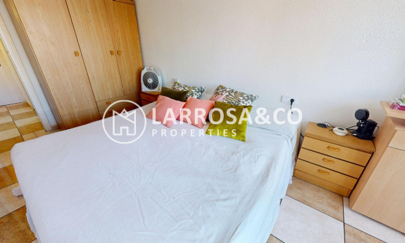 Resale - Apartment - Torrevieja - Puerto deportivo marina salinas