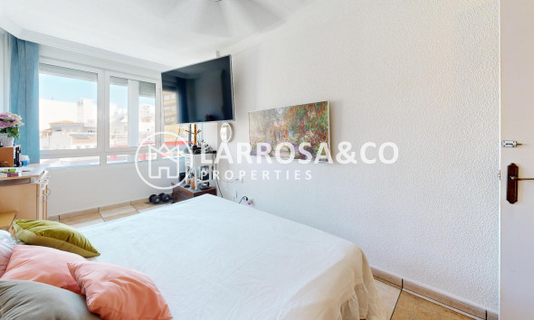 Resale - Apartment - Torrevieja - Puerto deportivo marina salinas