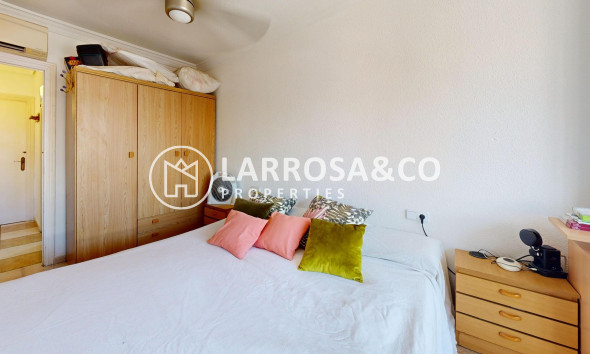 Resale - Apartment - Torrevieja - Puerto deportivo marina salinas