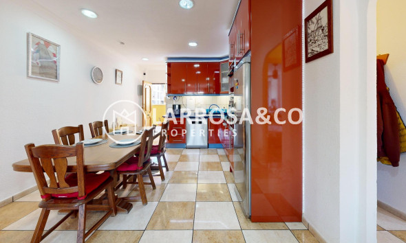 Resale - Apartment - Torrevieja - Puerto deportivo marina salinas