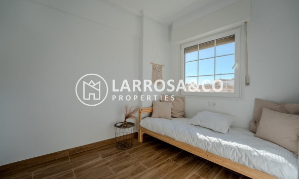 Resale - Semi-detached house - Torrevieja - Torreblanca