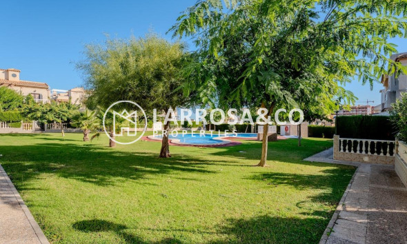 Resale - Semi-detached house - Torrevieja - Torreblanca