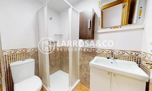 Resale - Apartment - Torrevieja - Centro