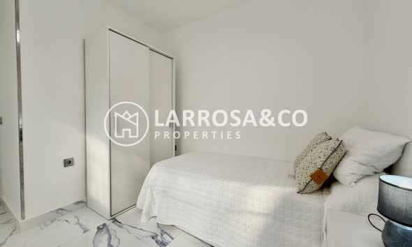 Вторичный рынок - Таунхаус - Торревьеха - El chaparral