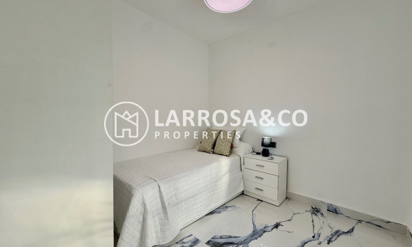 Вторичный рынок - Таунхаус - Торревьеха - El chaparral