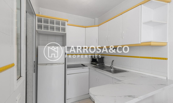 Resale - Semi-detached house - Torrevieja - Los Frutales