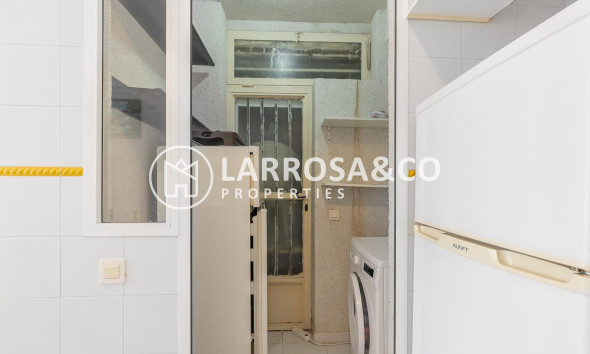 Resale - Semi-detached house - Torrevieja - Los Frutales