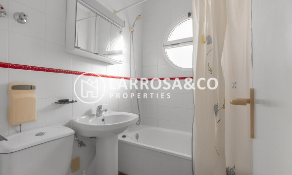 Resale - Semi-detached house - Torrevieja - Los Frutales
