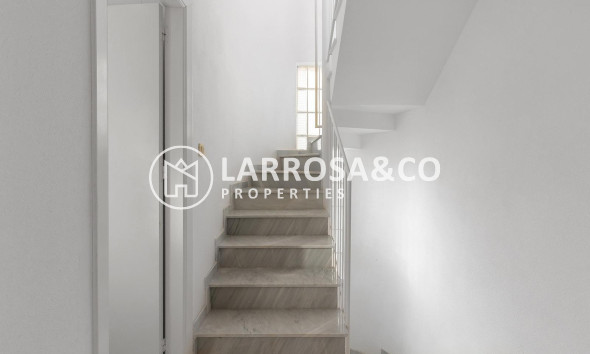 Resale - Semi-detached house - Torrevieja - Los Frutales