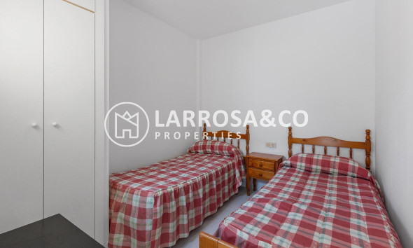 Resale - Semi-detached house - Torrevieja - Los Frutales