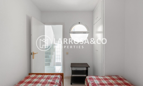 Resale - Semi-detached house - Torrevieja - Los Frutales