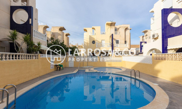 Resale - Semi-detached house - Torrevieja - Los Frutales