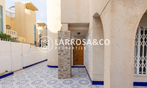 Resale - Semi-detached house - Torrevieja - Los Frutales