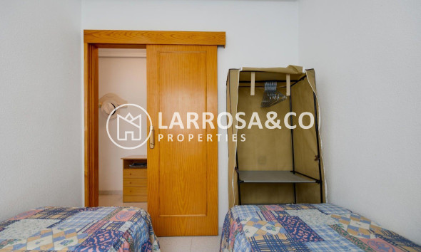 Resale - Apartment - Torrevieja - Acequion