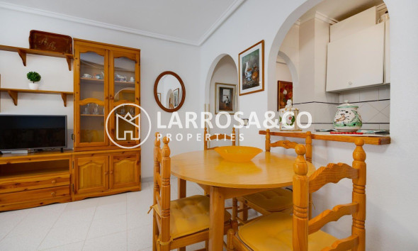 Resale - Apartment - Torrevieja - Acequion