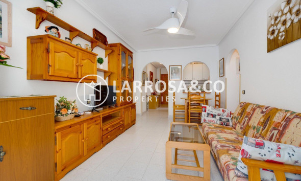 Resale - Apartment - Torrevieja - Acequion