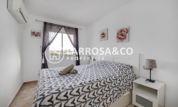 Resale - Bungalow - Torrevieja - La Siesta - El Salado - Torreta