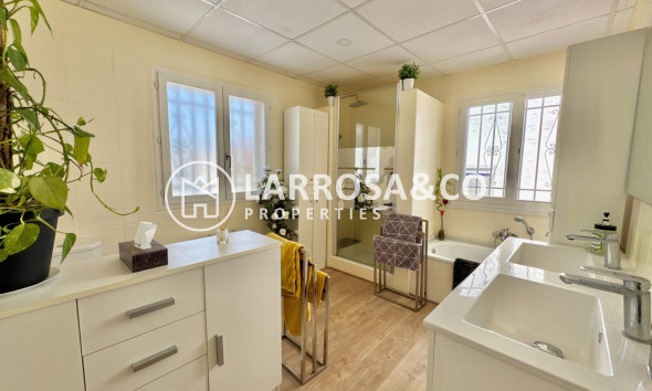 Resale - Detached House/Villa - Dolores - Comunidad valenciana