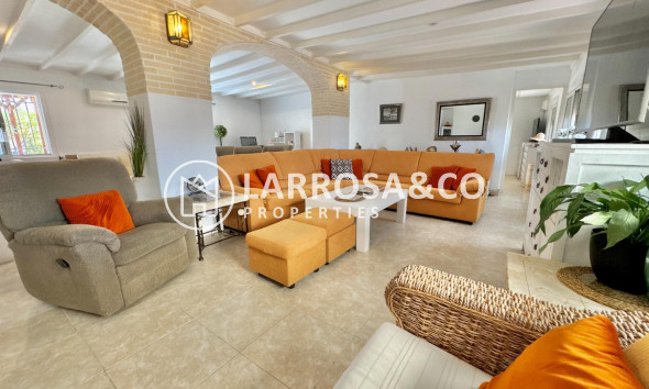 Resale - Detached House/Villa - Dolores - Comunidad valenciana