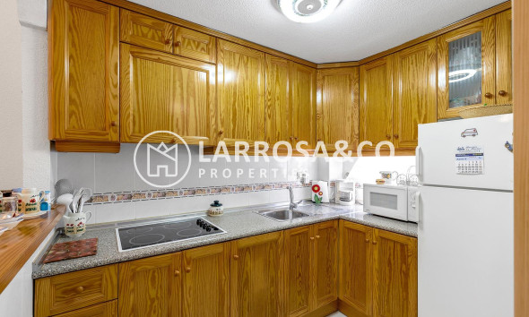 Resale - Apartment - Torrevieja - Estacion de autobuses