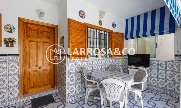Resale - Apartment - Torrevieja - Estacion de autobuses