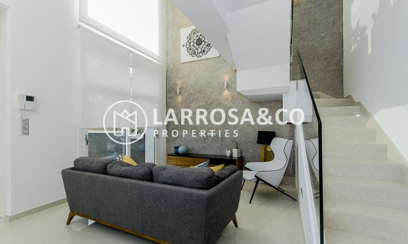 Obra Nueva - Chalet - Los Montesinos - La Herrada