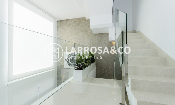 Obra Nueva - Chalet - Los Montesinos - La Herrada