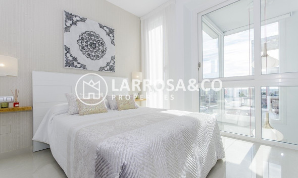 Obra Nueva - Chalet - Los Montesinos - La Herrada