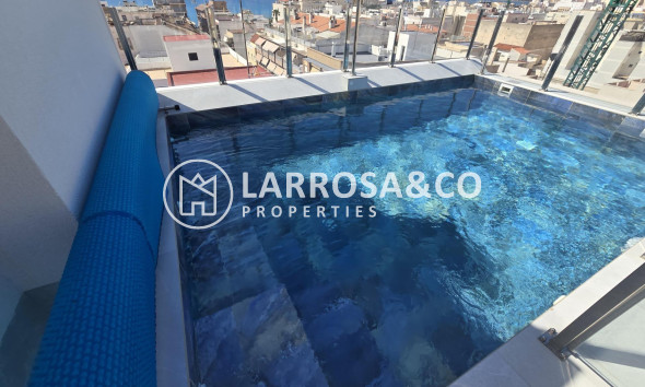 Resale - Apartment - Torrevieja - Estacion de autobuses