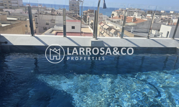 Resale - Apartment - Torrevieja - Estacion de autobuses