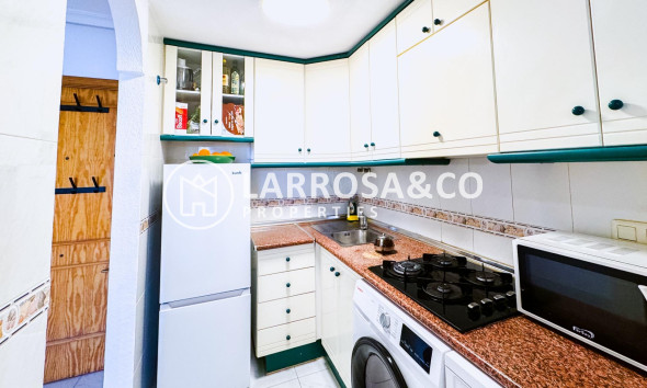 Resale - Apartment - Torrevieja - La Mata