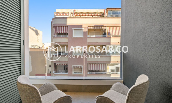 Resale - Apartment - Torrevieja - Playa de El Cura