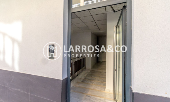 Herverkoop - Apartment - Torrevieja - Playa de El Cura