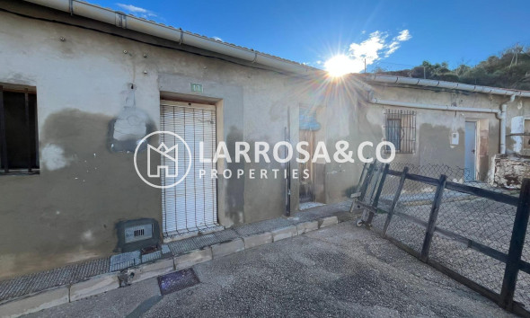 Вторичный рынок - Загородный дом - Сьюдад Кесада - Centro