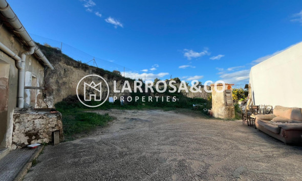 Вторичный рынок - Загородный дом - Сьюдад Кесада - Centro