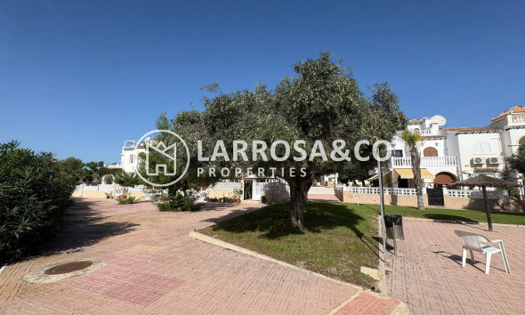 A Vendre - Bungalow - San Miguel de Salinas - BLUE LAGOON