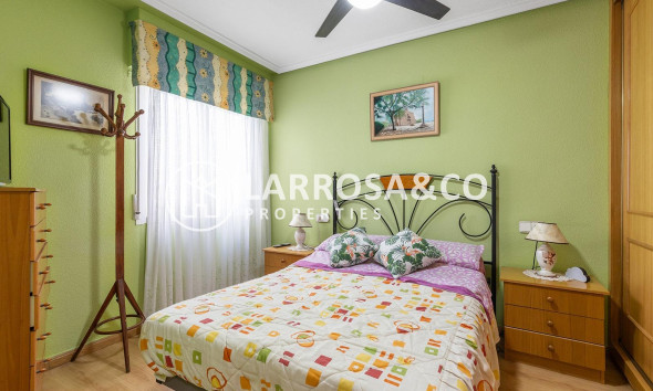 Вторичный рынок - Квартира - Торревьеха - Estacion de autobuses