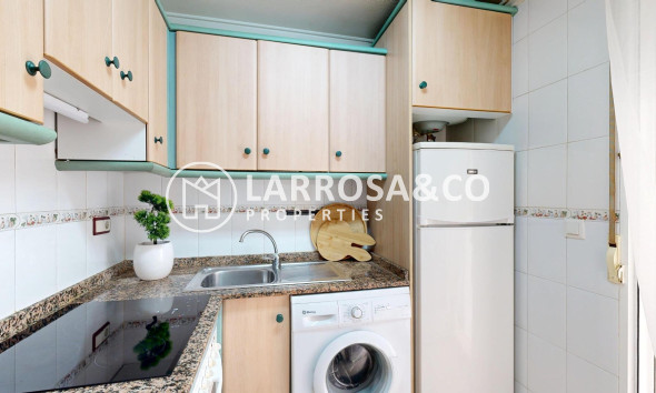 Herverkoop - Ground floor apartment - Torrevieja - Estacion de autobuses