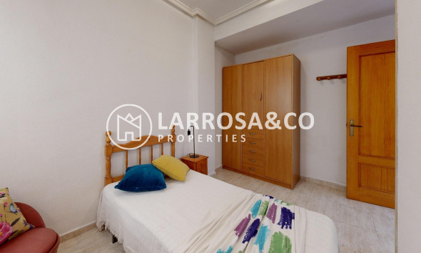 Herverkoop - Ground floor apartment - Torrevieja - Estacion de autobuses