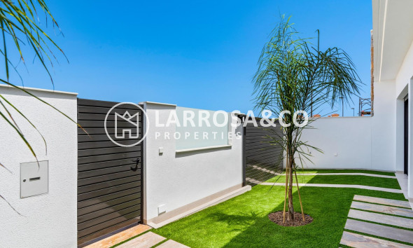 Новостройка - Дом - Los Alcázares - Serena Golf