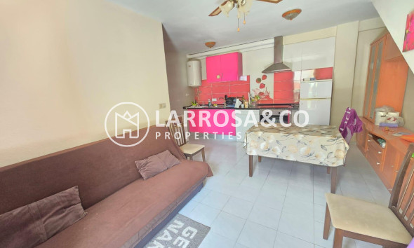 Resale - Apartment - Torrevieja - Eliseos playa