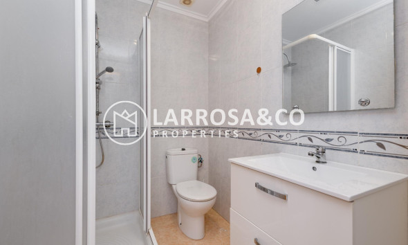 Resale - Semi-detached house - Torrevieja - El limonar