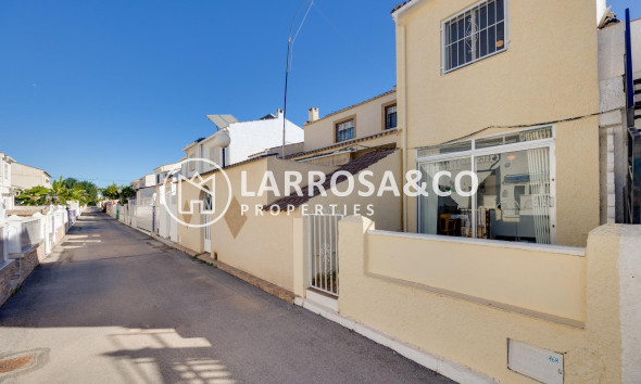 Resale - Semi-detached house - Torrevieja - El limonar