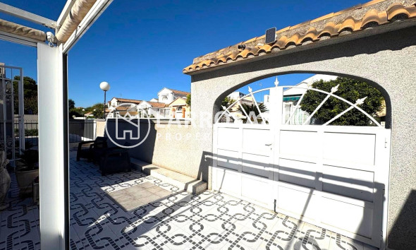 Resale - Semi-detached house - Torrevieja - Carrefour