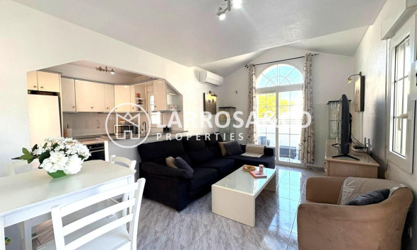 Resale - Semi-detached house - Torrevieja - Carrefour