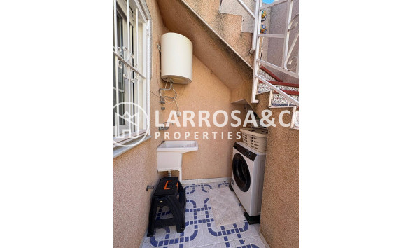 Resale - Semi-detached house - Torrevieja - Carrefour